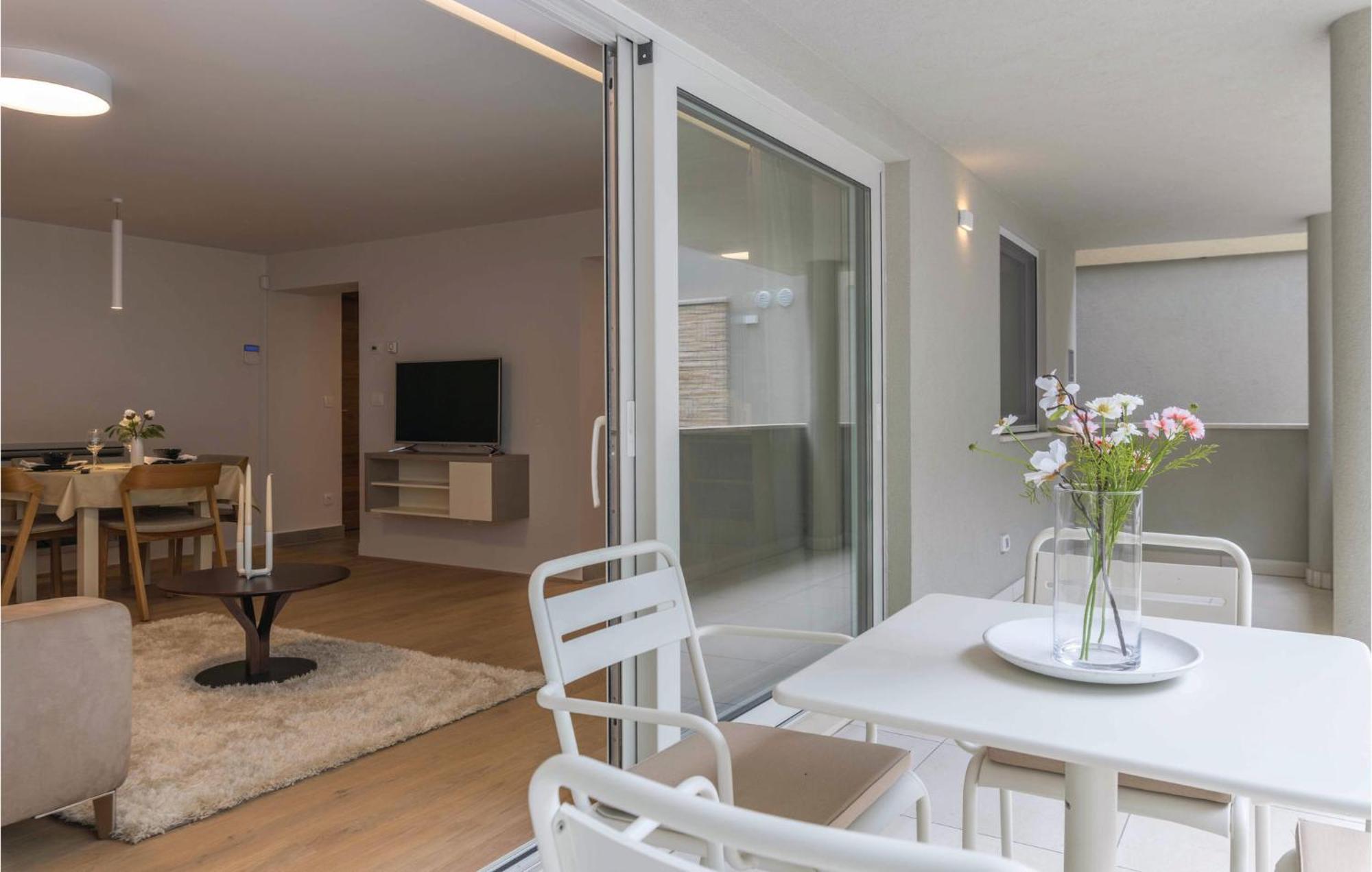 Nice Apartment In Plomin With Jacuzzi Zewnętrze zdjęcie