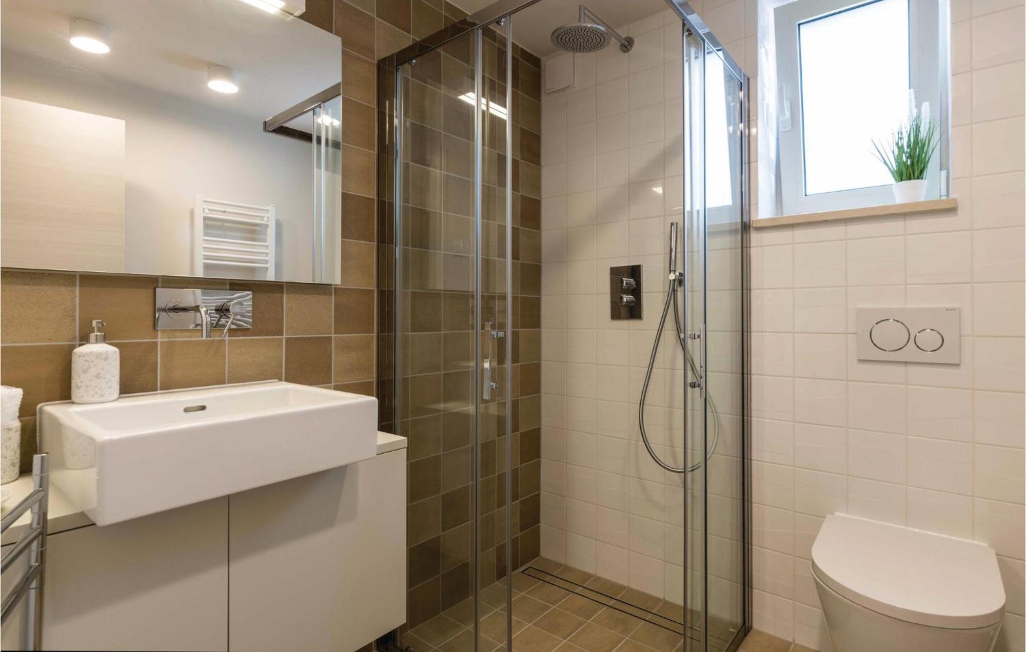 Nice Apartment In Plomin With Jacuzzi Zewnętrze zdjęcie